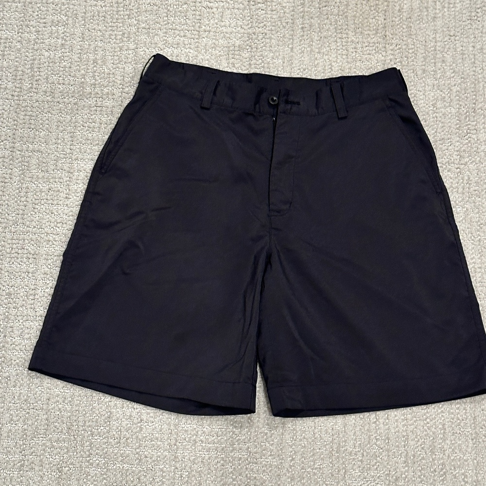 Nike Big Kids dry-fit golf shorts - size L (14-16)